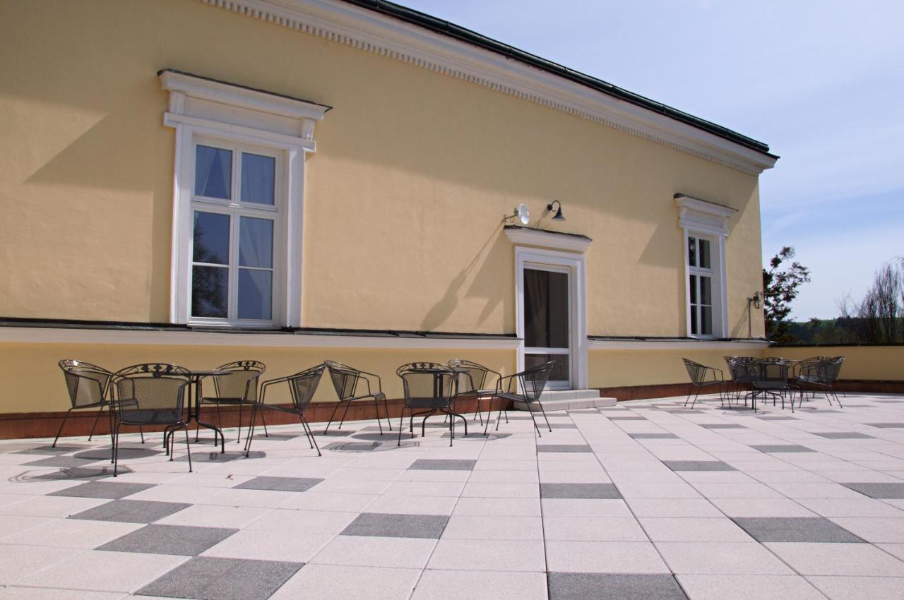 Penzion Zamek Rozsochatec Zewnętrze zdjęcie